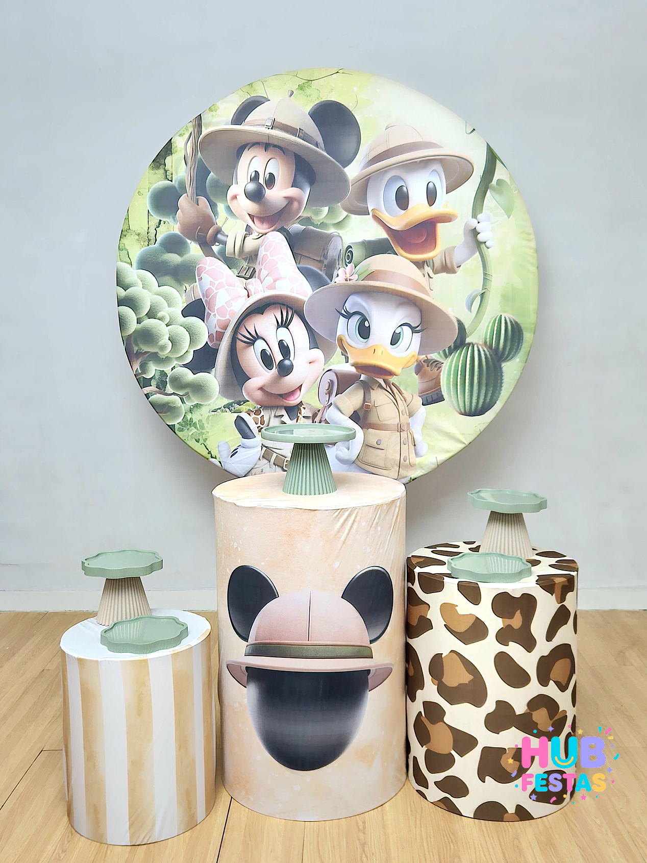 Pegue e Monte Mickey Safari